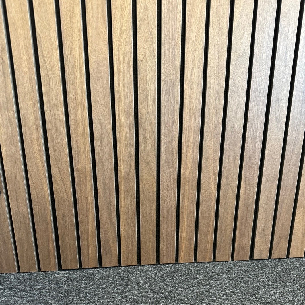 Akustikpanel BRED - Valnöt - NYHET