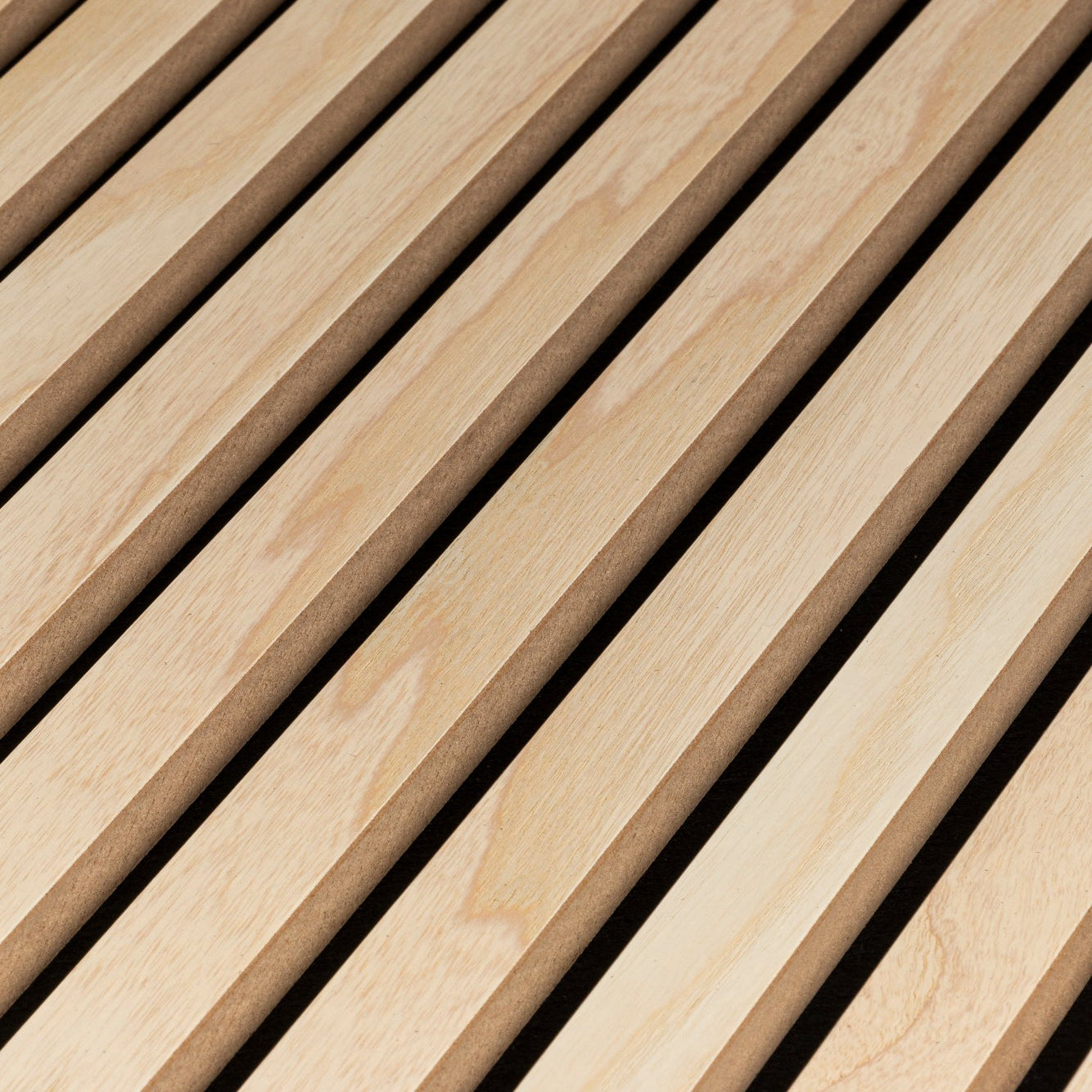 Akustikpanel Ask - vitlackad