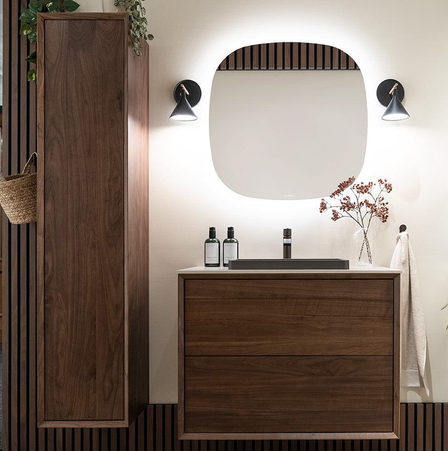 Högskåp i massiv valnöt – maximal förvaring & tidlös design – IW35